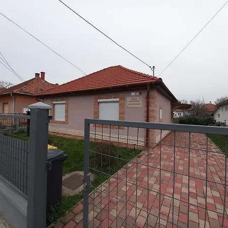 Ilona Apartment Gyula